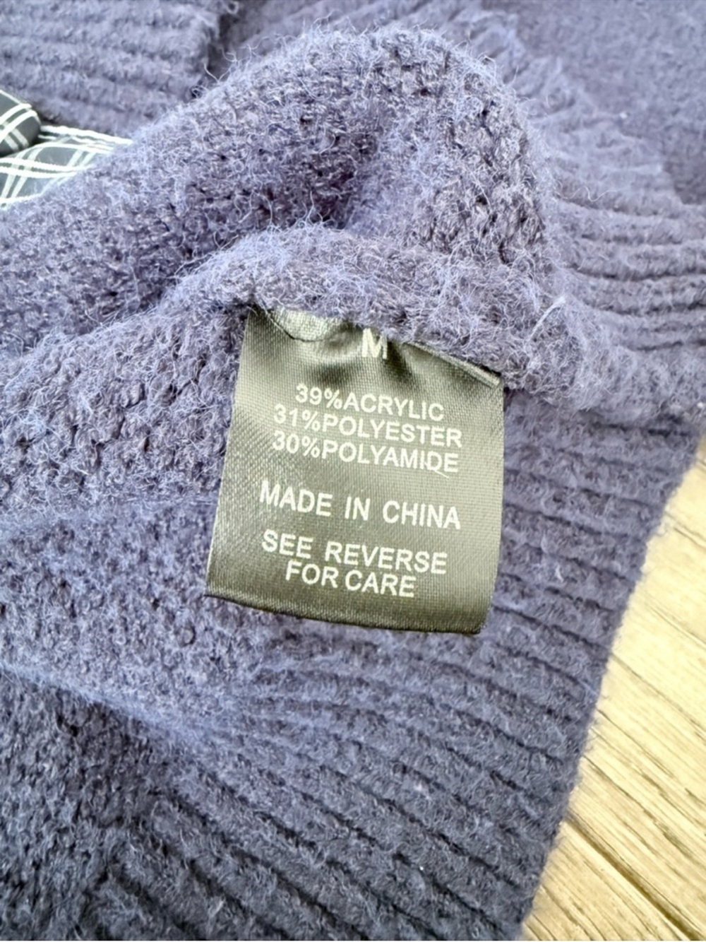 Wishlist Navy Blue Plaid Button Crew Neck Cardigan Sweater Medium - Picture 9 of 9